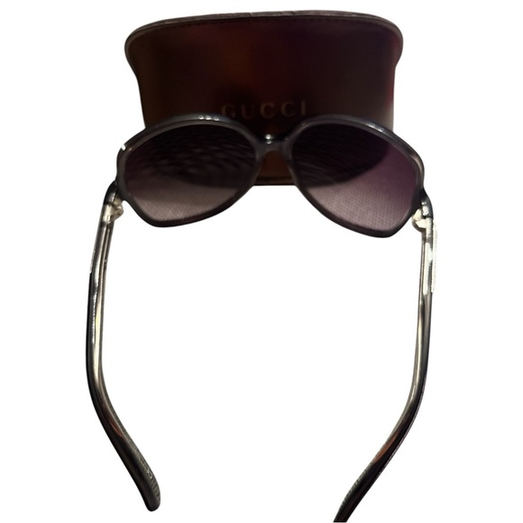 Gucci Sunglasses - Picture 3 of 5